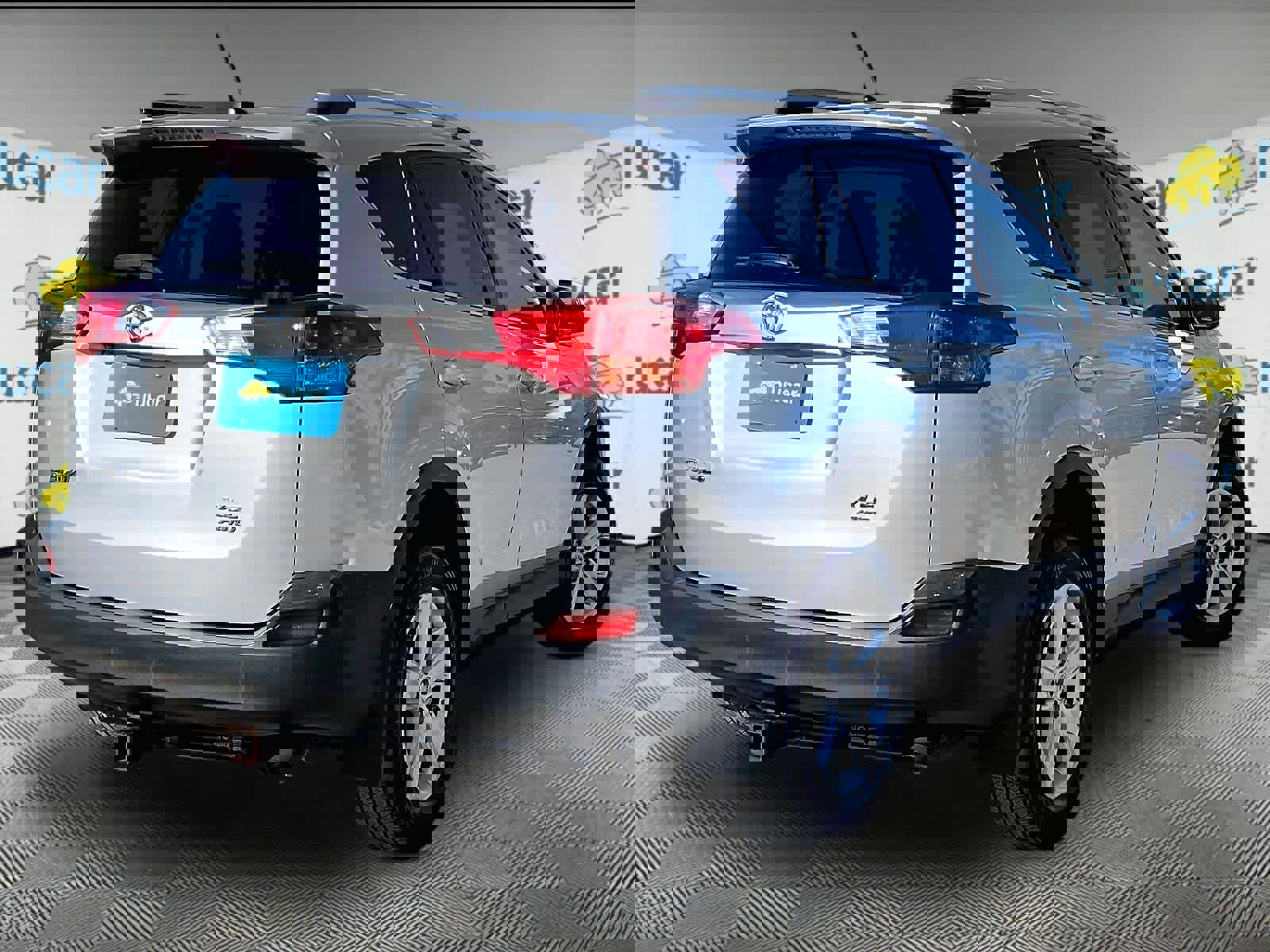 Used 2014 Toyota RAV4 XLE image 6