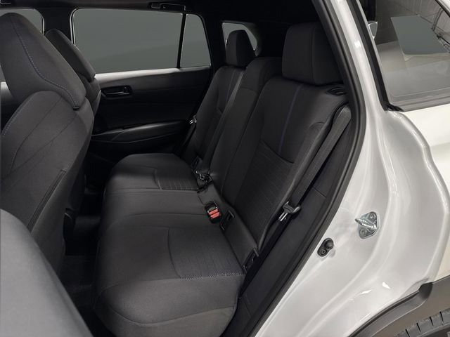 Used 2024 Toyota Corolla Cross SE image 26
