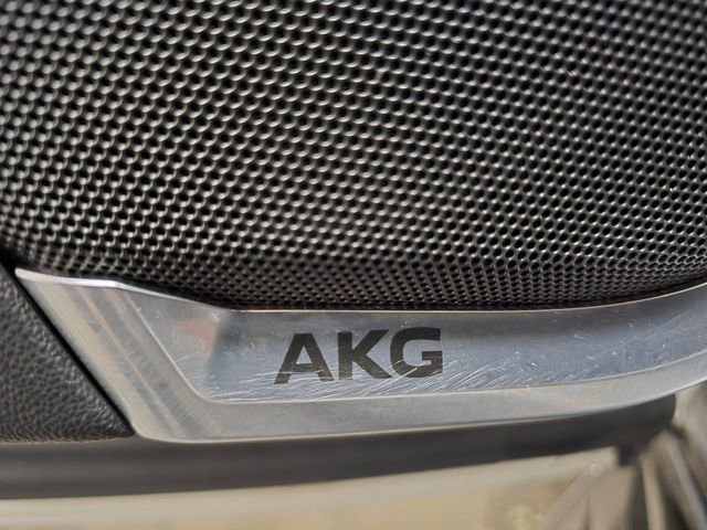 Used 2021 Cadillac Escalade Sport w/ Driver Assist Tech Package image 14