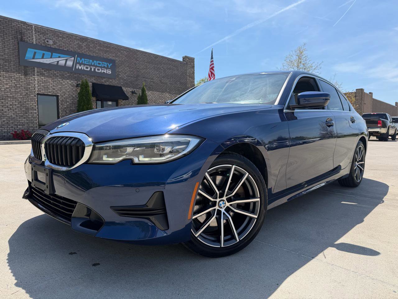 Used 2020 BMW 330i xDrive Sedan w/ Convenience Package AWD/4WD image 1