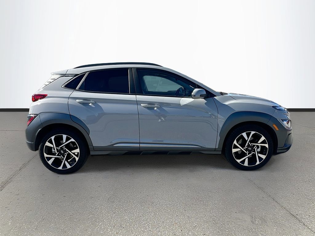 Used 2023 Hyundai Kona Limited image 8