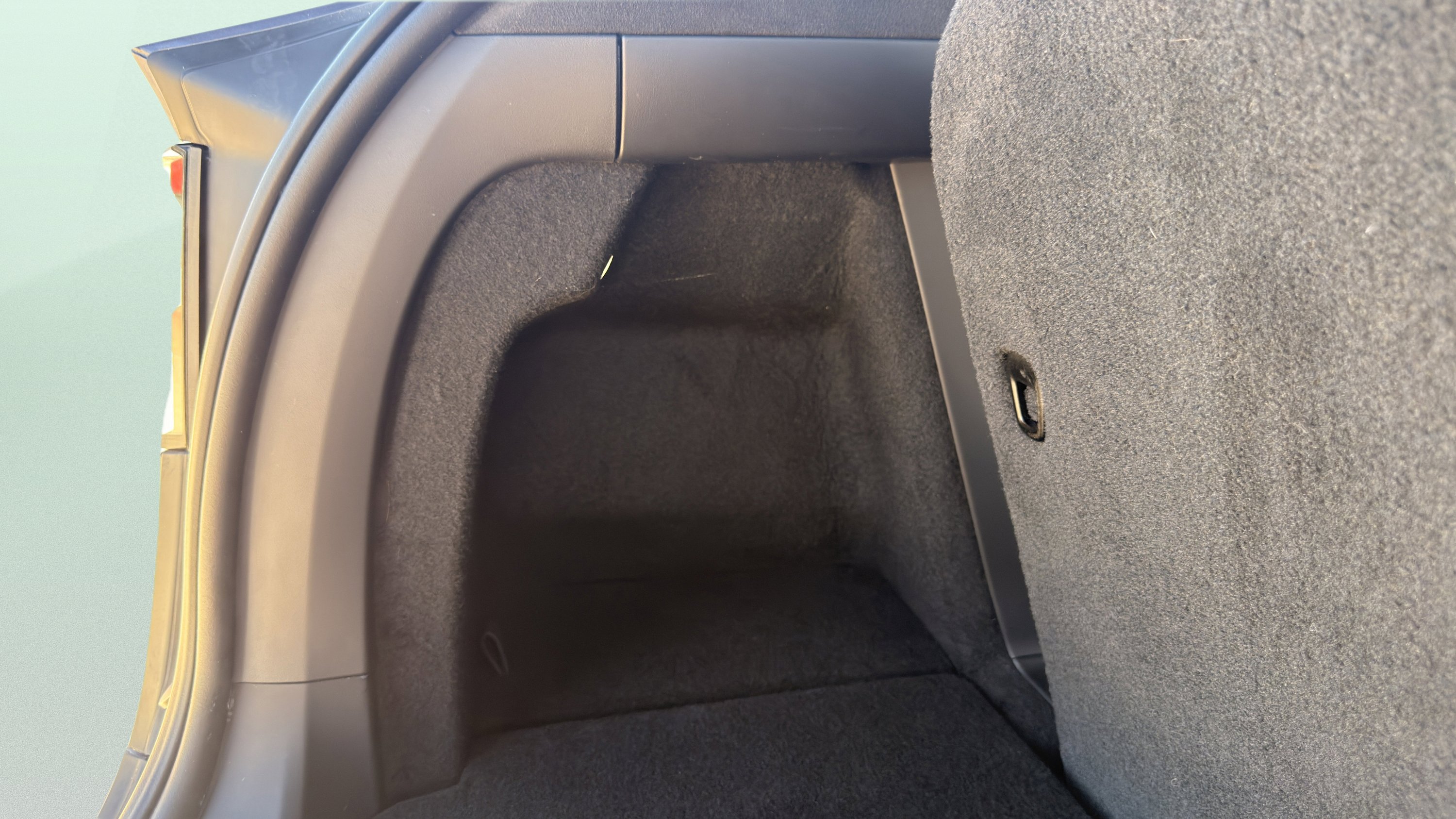 Used 2022 Tesla Model X Plaid image 28