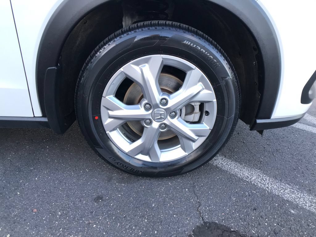 Certified 2023 Honda HR-V LX image 6