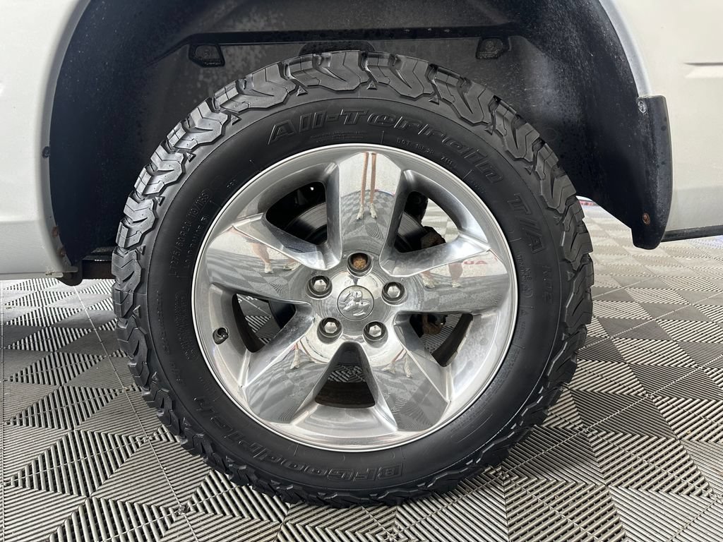 Used 2019 RAM 1500 ST w/ SXT Plus Group AWD/4WD image 11