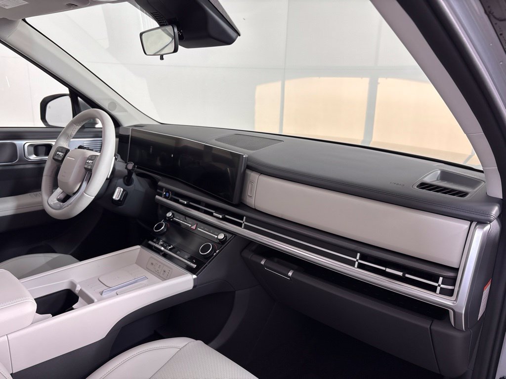 New 2027 Hyundai Santa Fe SEL FWD image 13