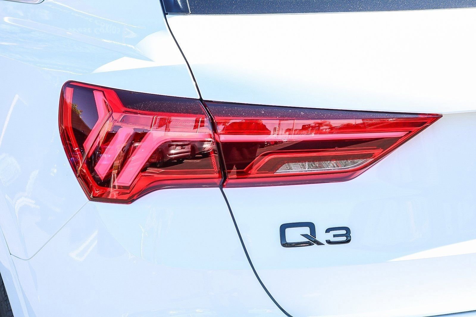 New 2025 Audi Q3 2.0T Premium Plus image 9