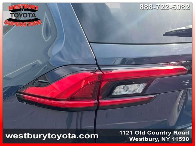 Used 2024 Toyota Grand Highlander AWD image 14