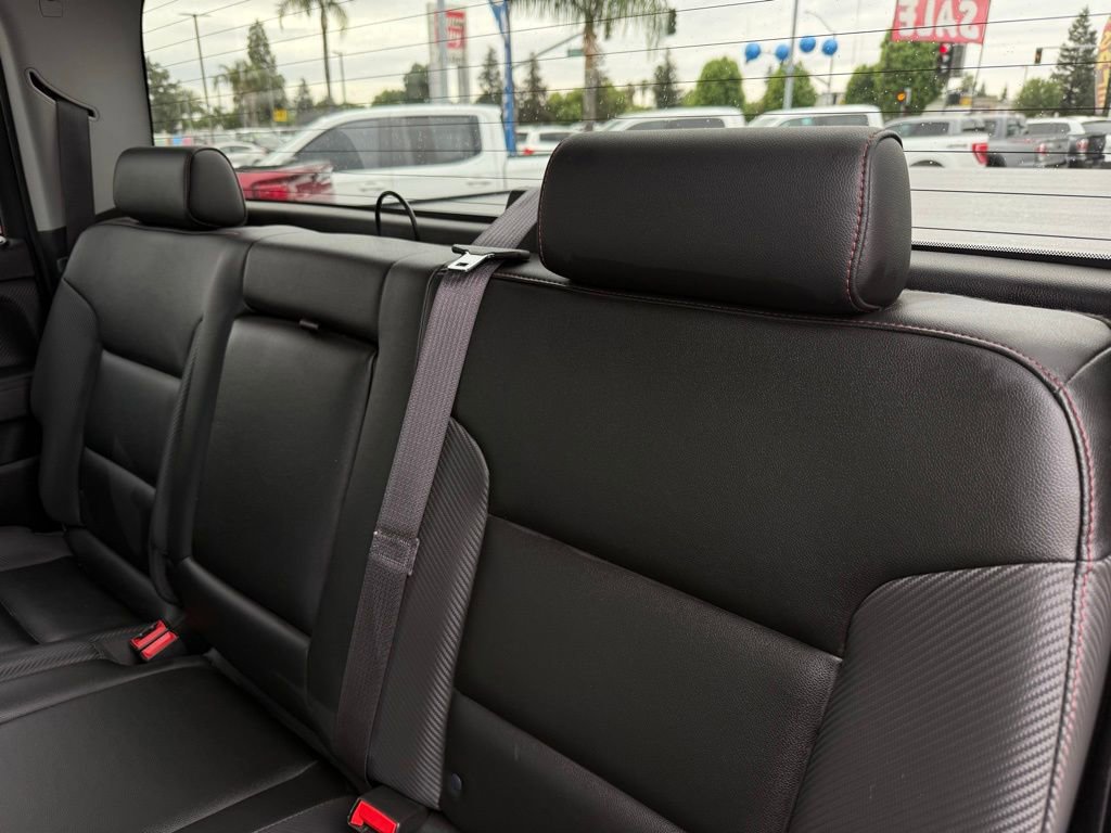 Used 2017 GMC Sierra 2500 SLT w/ All Terrain HD Package AWD/4WD image 11