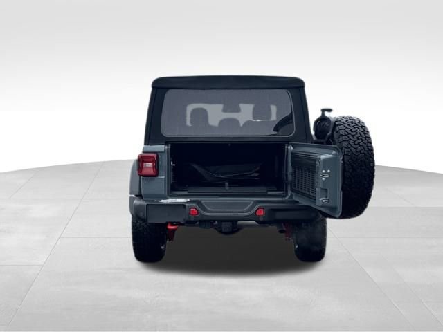 Used 2025 Jeep Wrangler Unlimited Rubicon w/ Steel Bumper Group image 31