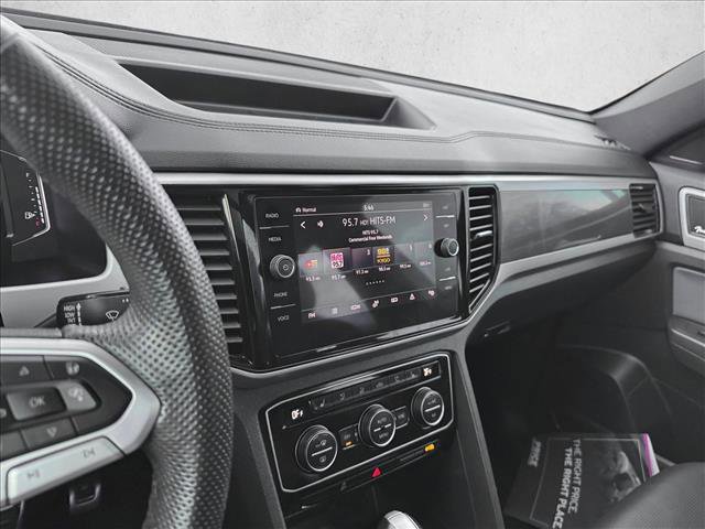 Used 2022 Volkswagen Atlas Cross Sport SEL Premium R-Line image 14