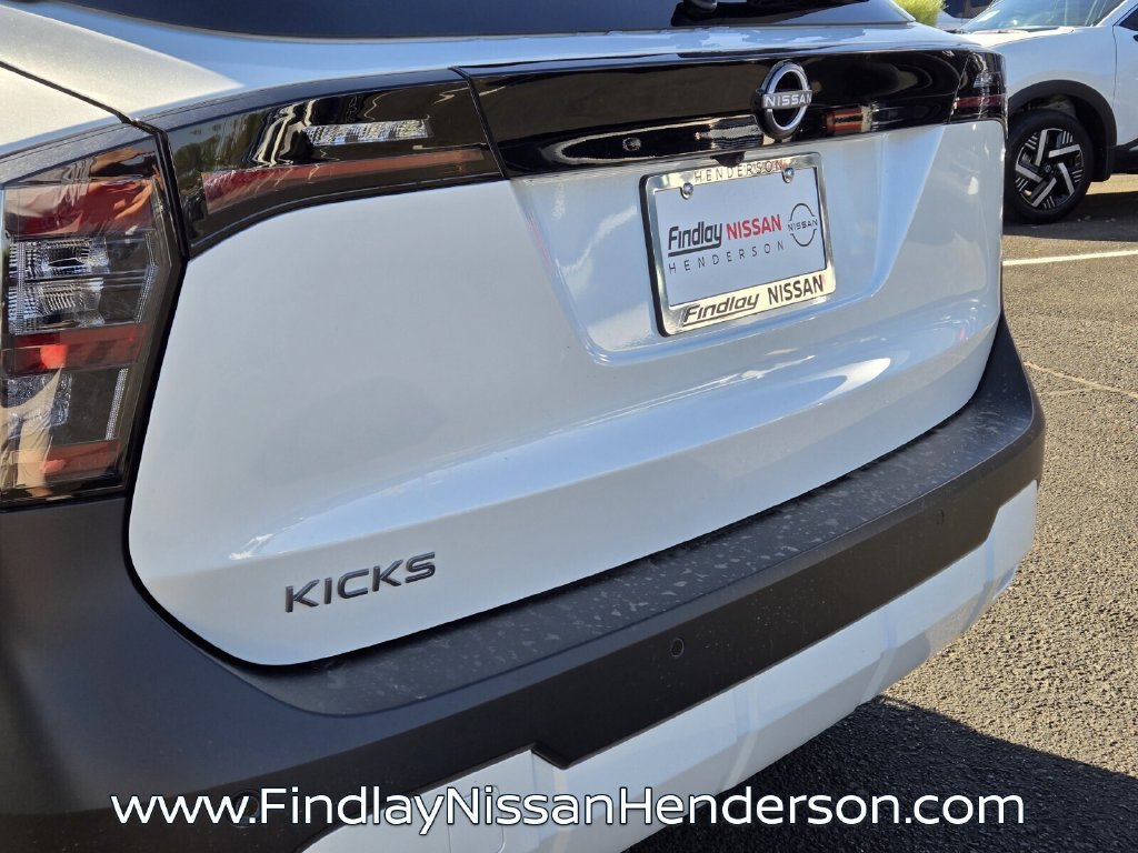New 2026 Nissan Kicks SV w/ SV Premium Package FWD image 6
