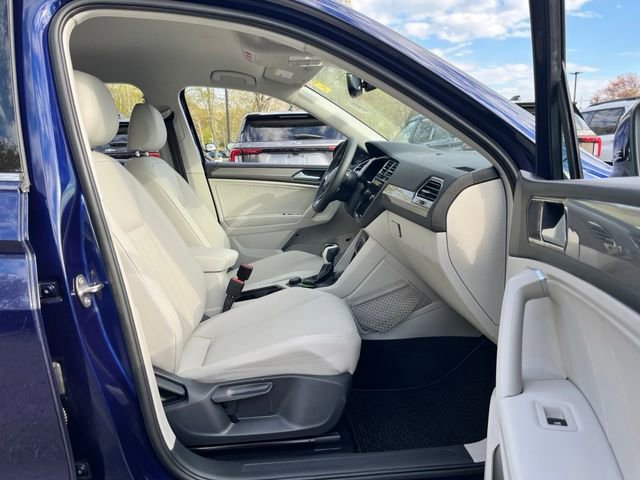 Used 2022 Volkswagen Tiguan SE AWD/4WD image 20