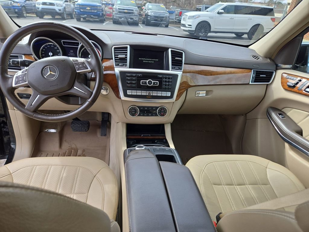 Used 2014 Mercedes-Benz GL 350 BlueTEC 4MATIC image 19