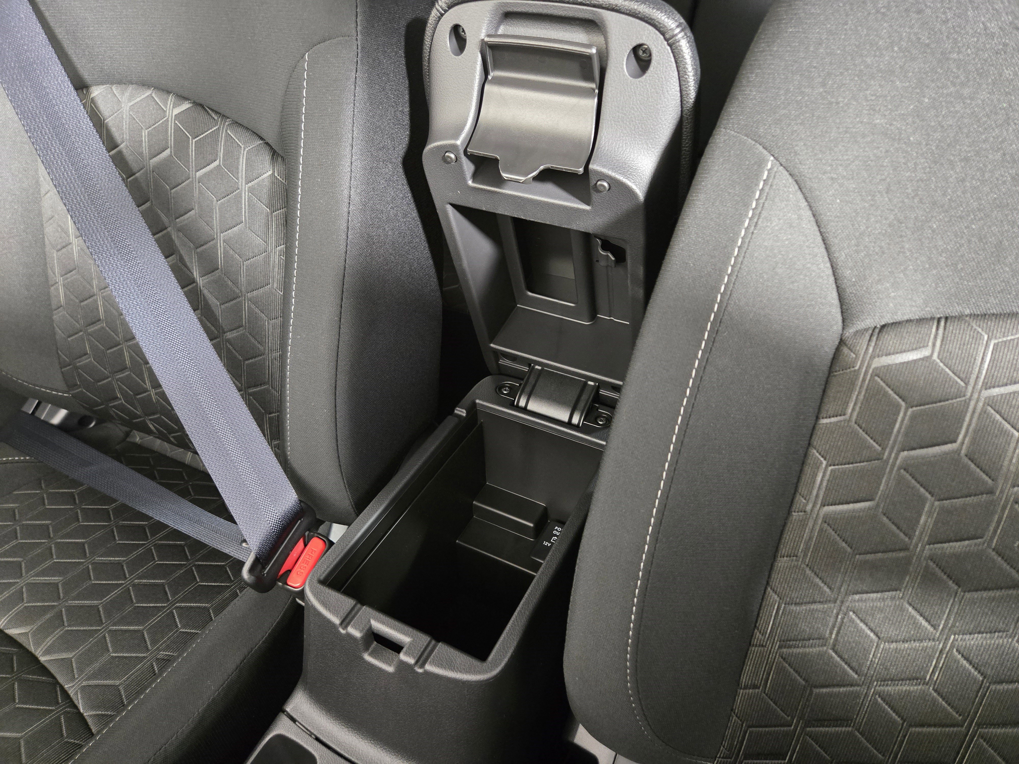 New 2025 Mitsubishi Outlander Sport ES image 24