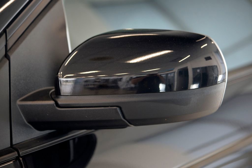 Used 2021 Ford Edge ST-Line AWD/4WD image 12