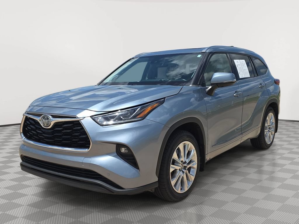 Used 2020 Toyota Highlander Limited w/ Protection Package #3 AWD/4WD image 3