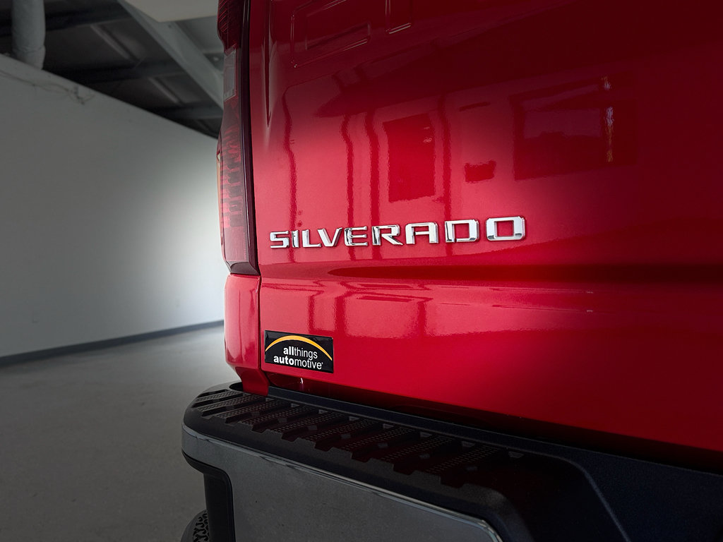Used 2023 Chevrolet Silverado 1500 LT w/ Protection Package AWD/4WD image 30
