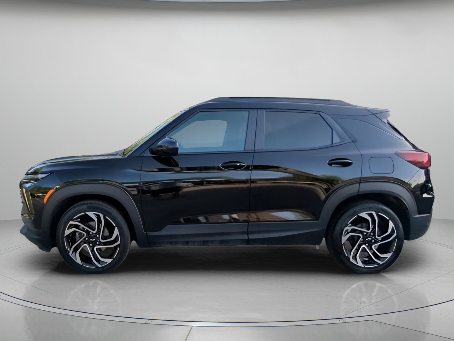 Used 2025 Chevrolet TrailBlazer RS w/ Convenience Package FWD image 16