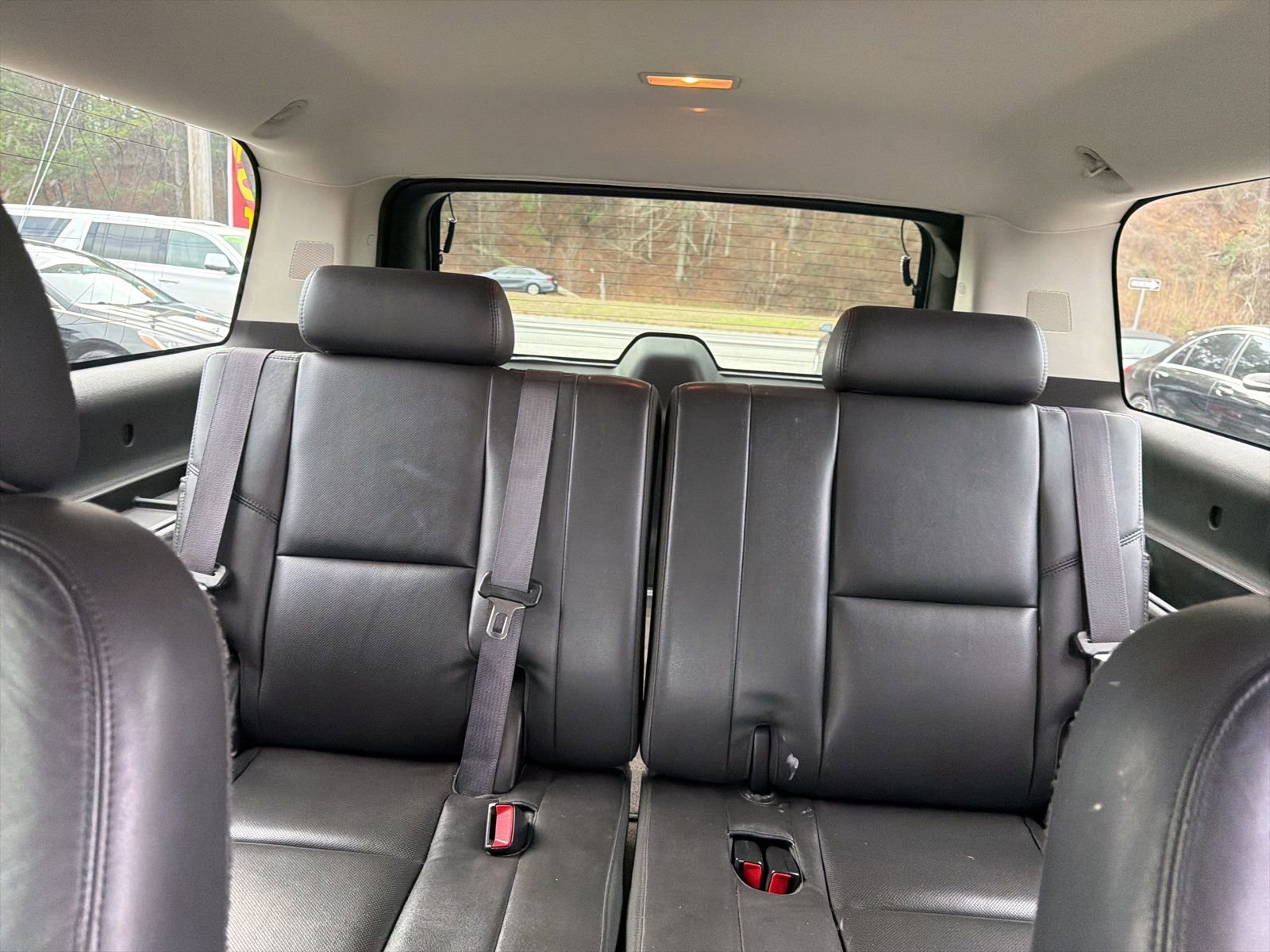 Used 2012 Cadillac Escalade ESV Luxury AWD/4WD image 12