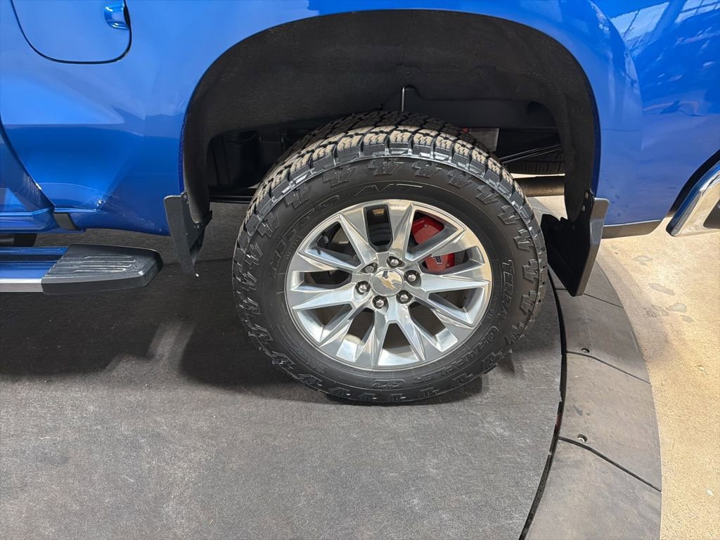 Used 2022 Chevrolet Silverado 1500 LTZ w/ LTZ Premium Package AWD/4WD image 37