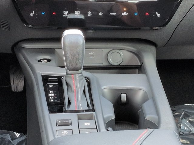 Certified 2027 Nissan Sentra SR w/ SR All Weather Package FWD image 18