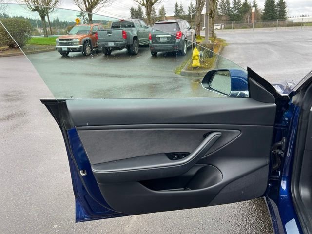 Used 2018 Tesla Model 3 Long Range image 14