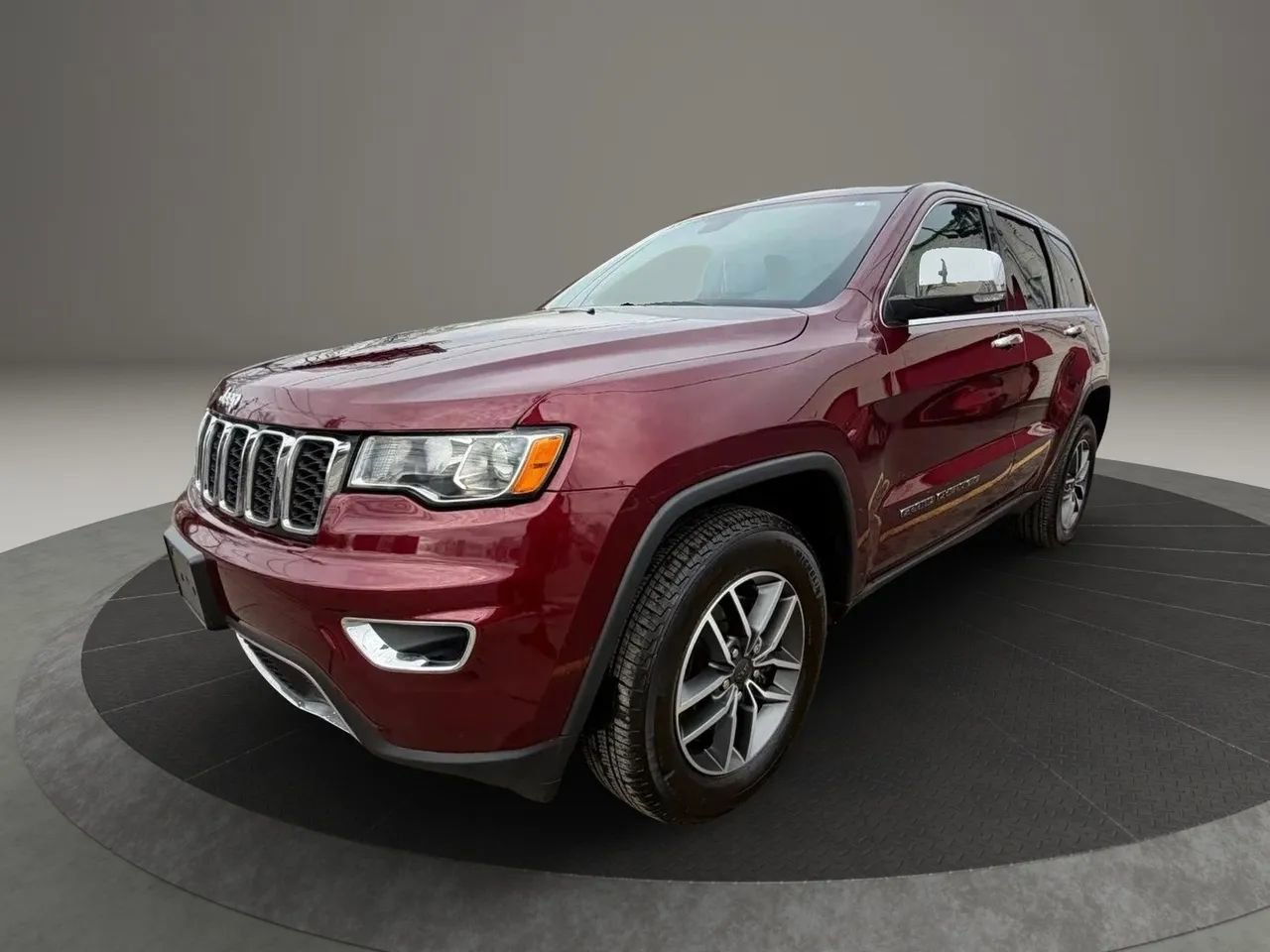 Used 2021 Jeep Grand Cherokee Limited image 1