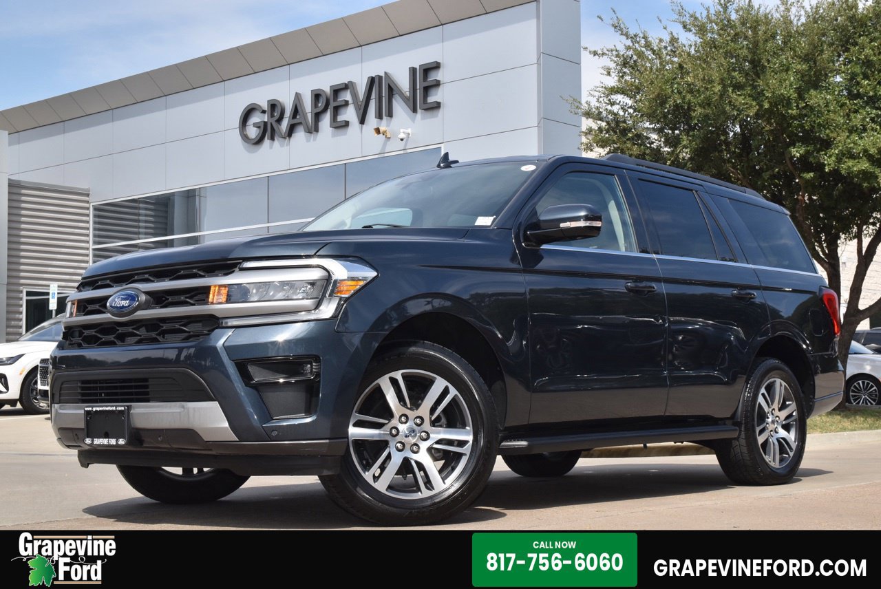 Used 2024 Ford Expedition XLT RWD image 1