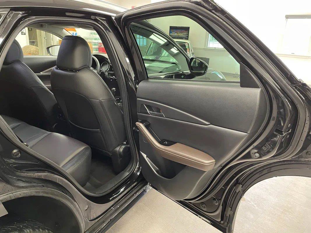 Used 2021 MAZDA CX-30 AWD 2.5 S w/ Premium Package image 29