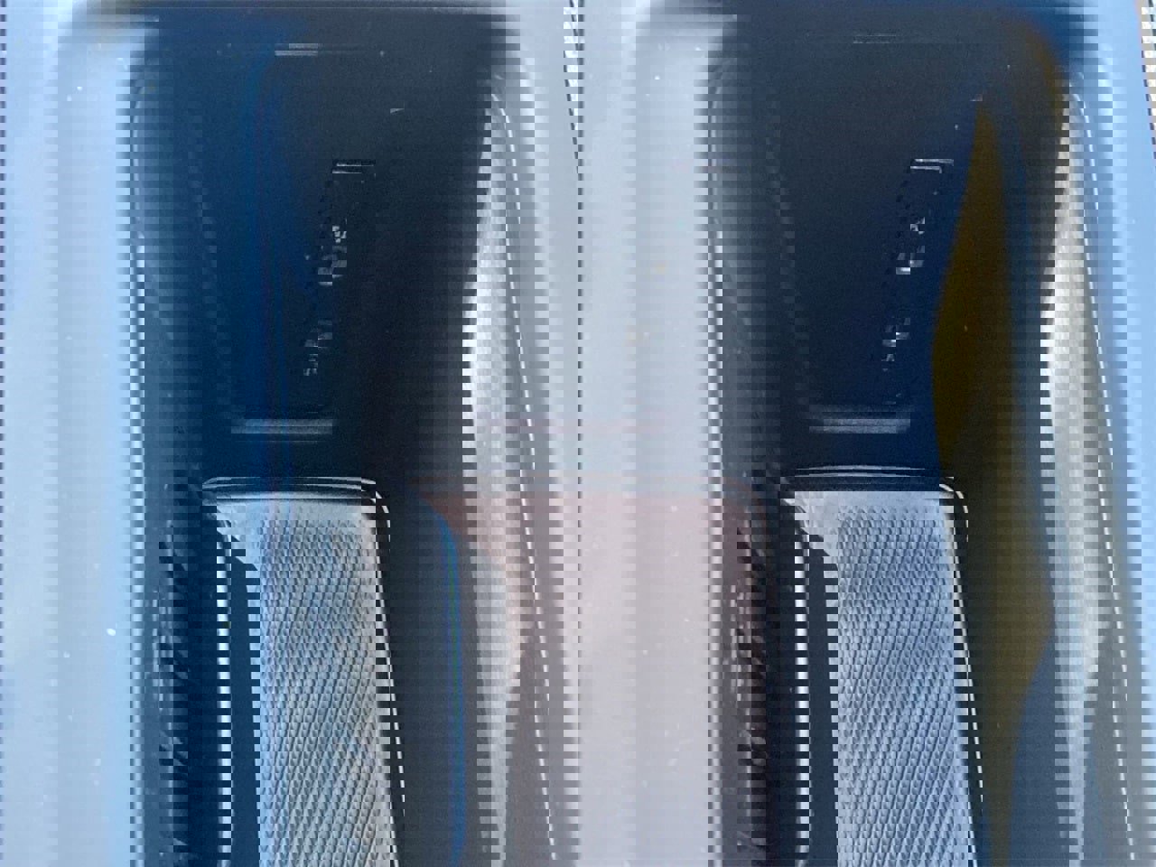 New 2026 Volkswagen Tiguan SE R-Line image 25