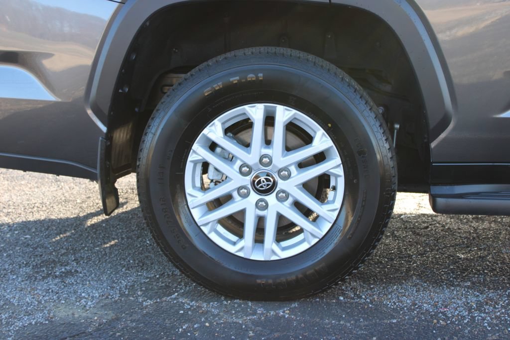 Used 2025 Toyota Sequoia SR5 AWD/4WD image 13
