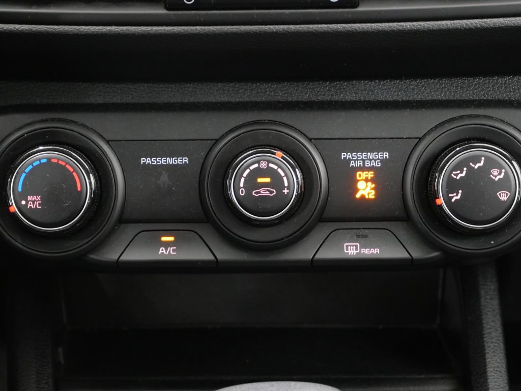 Used 2024 Kia Forte LXS w/ LXS Technology Package FWD image 19