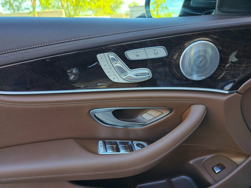 Used 2017 Mercedes-Benz E 300 image 13