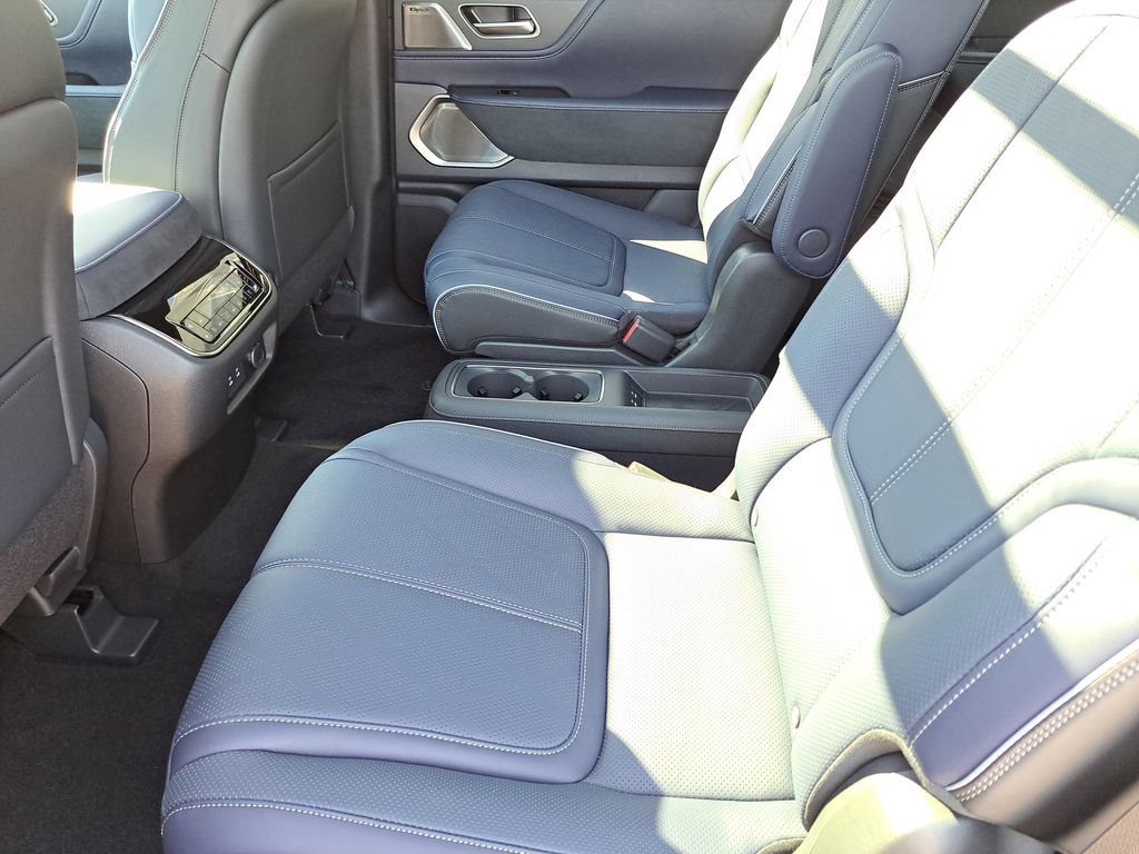 Used 2026 INFINITI QX80 4WD w/ Sport Exterior Package image 16