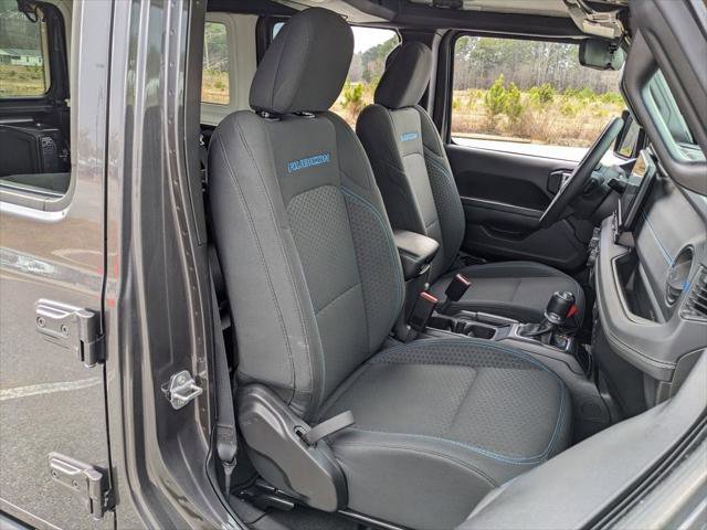 Certified 2025 Jeep Wrangler Unlimited Rubicon 4xe w/ Safety Group image 48