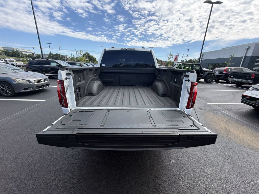 Used 2024 Ford F150 Raptor AWD/4WD image 23