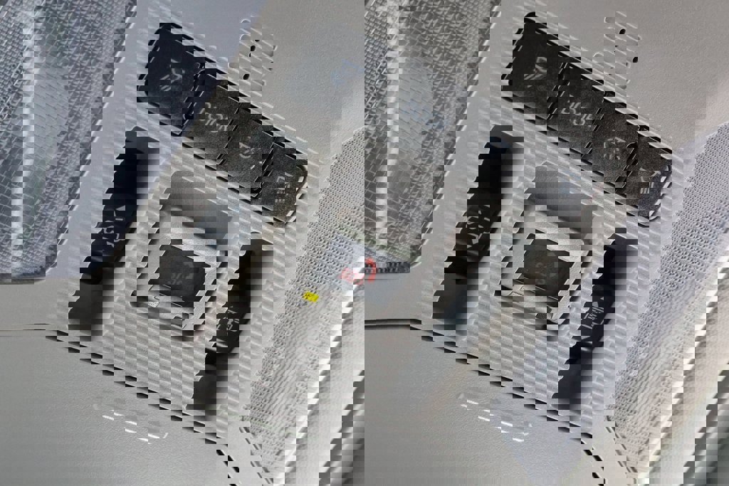 Used 2024 Toyota RAV4 Limited w/ Advanced Technology Package image 34