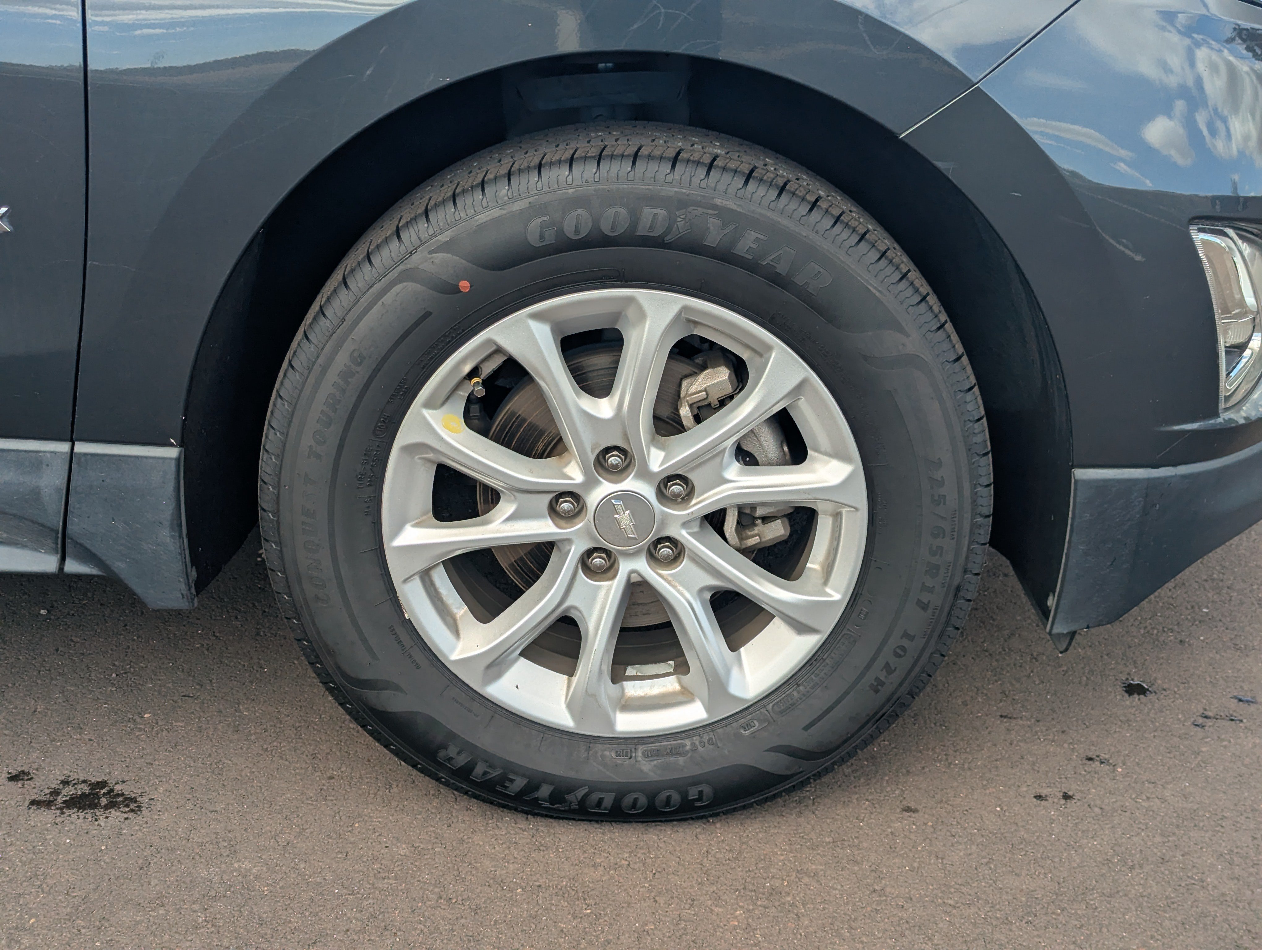Used 2018 Chevrolet Equinox LS FWD image 9