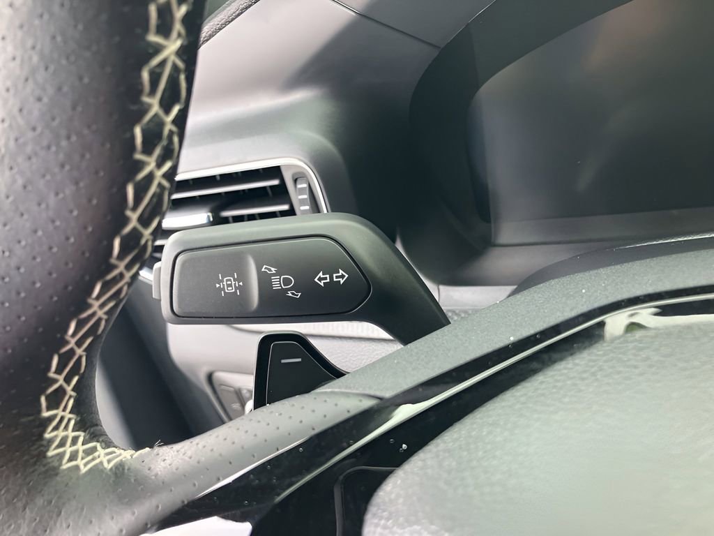 Used 2023 Ford Explorer ST w/ Equipment Group 401A AWD/4WD image 19