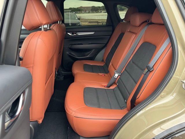 Used 2024 MAZDA CX-5 Carbon Edition image 16