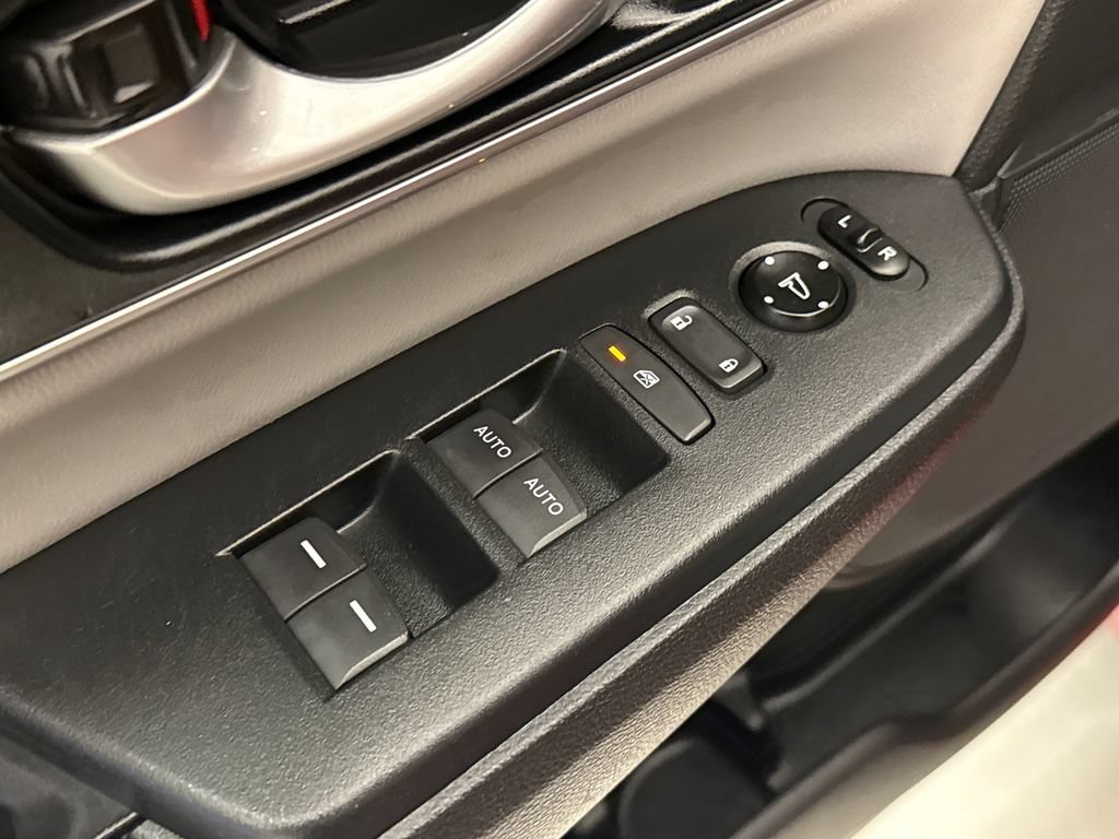 Used 2021 Honda CR-V Touring image 21