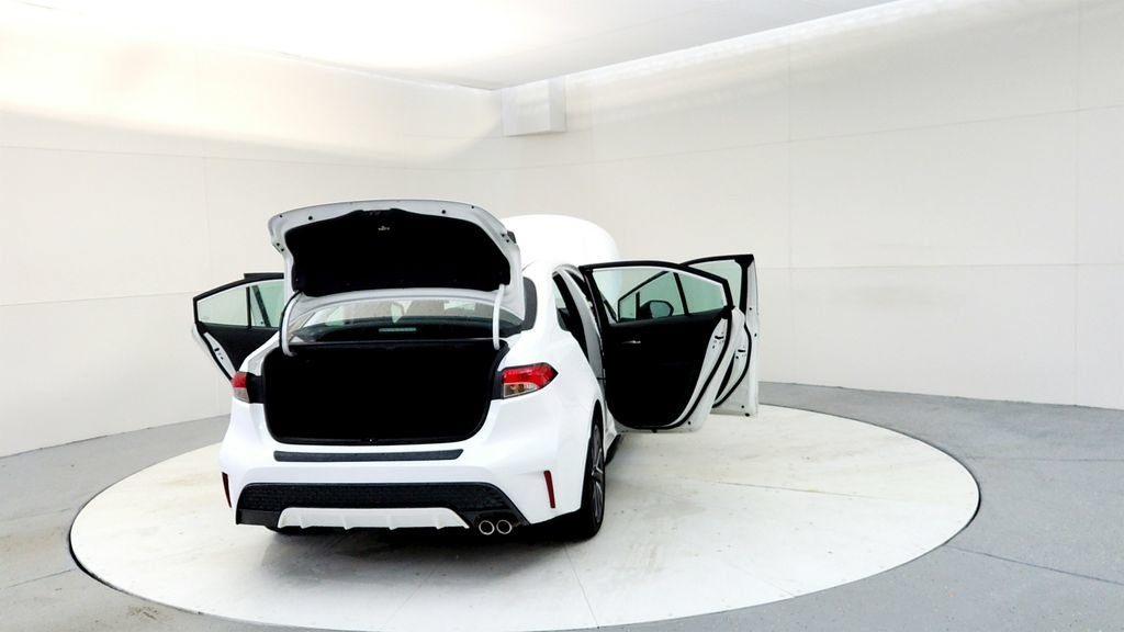 Certified 2020 Toyota Corolla SE FWD image 11