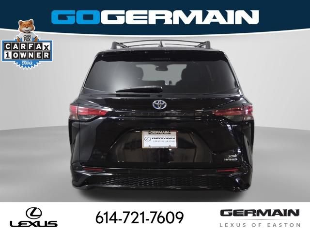 Used 2021 Toyota Sienna XSE FWD image 9