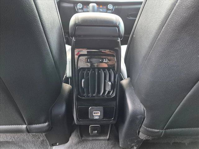 Used 2024 Jeep Compass Limited AWD/4WD image 16