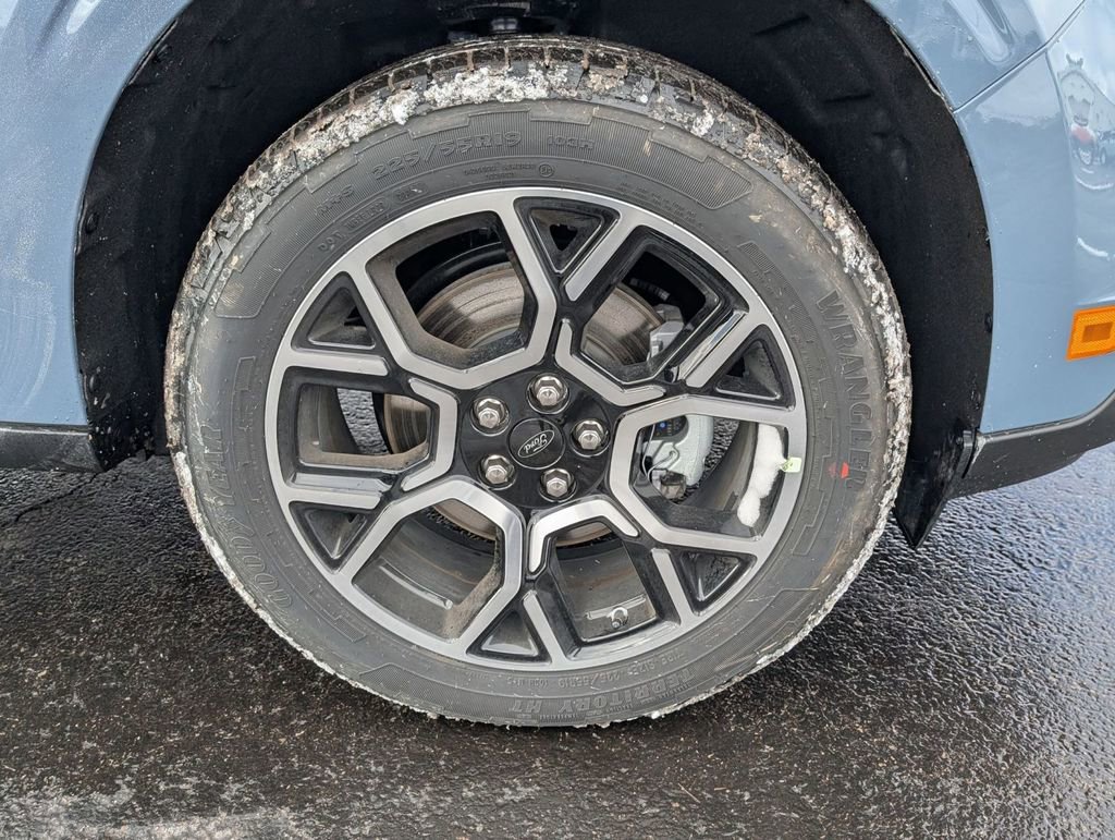 New 2025 Ford Maverick Lariat w/ 4K Tow Package image 15