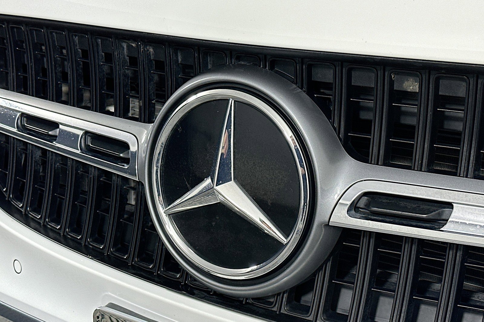 Used 2025 Mercedes-Benz GLA 250 4MATIC image 15