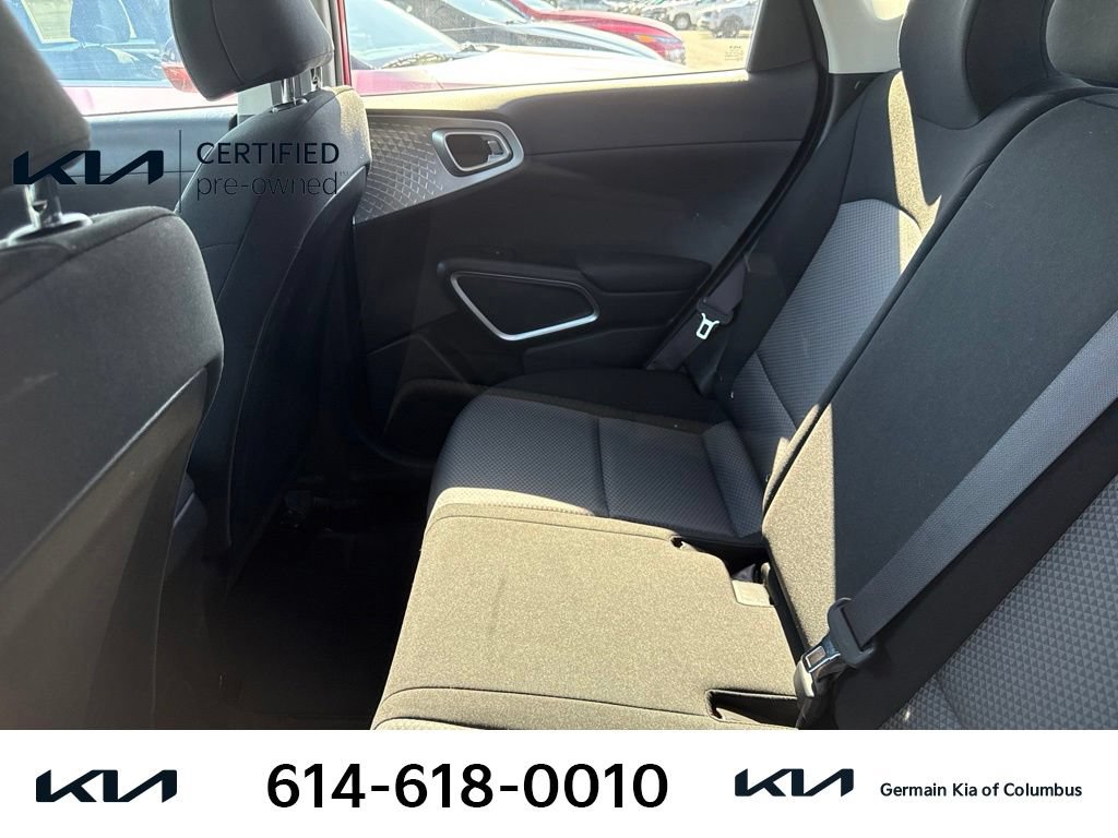 Certified 2023 Kia Soul LX w/ LX Technology Package FWD image 9