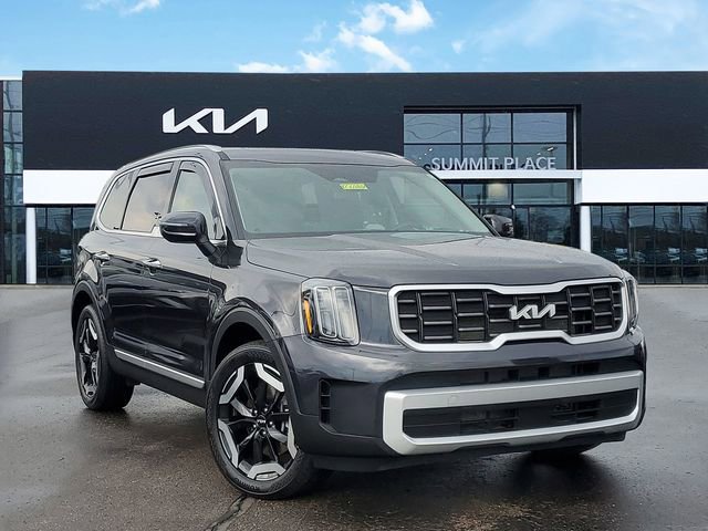 Certified 2025 Kia Telluride S image 1