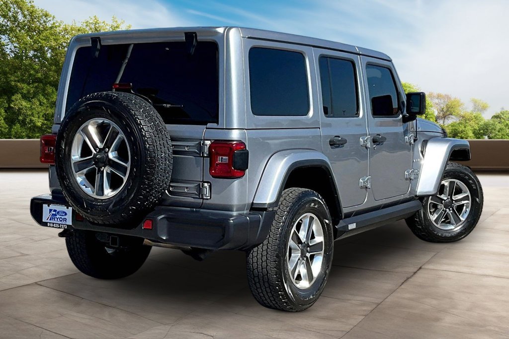 Used 2020 Jeep Wrangler Unlimited Sahara AWD/4WD image 2