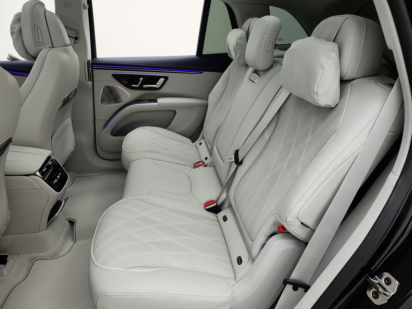New 2026 Mercedes-Benz EQS 400 4MATIC SUV image 11